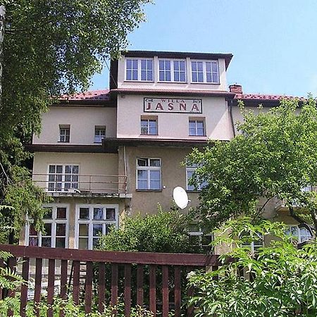 Willa Jasna Чоржин Екстериор снимка
